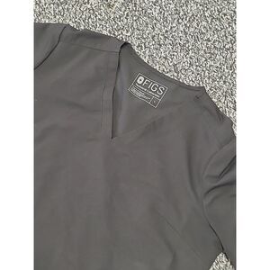 Figs Shirt Womens Large V Neck Black Scrub Top Casma 2 Pocket FW1100‎